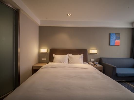 Фото Holiday Inn Express Changchun High Tech Zone