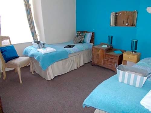 Фото The White Lion Hotel