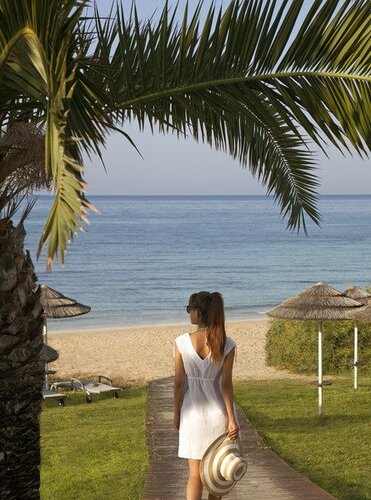 Гостиница Alion Beach Hotel в Айя-Напе