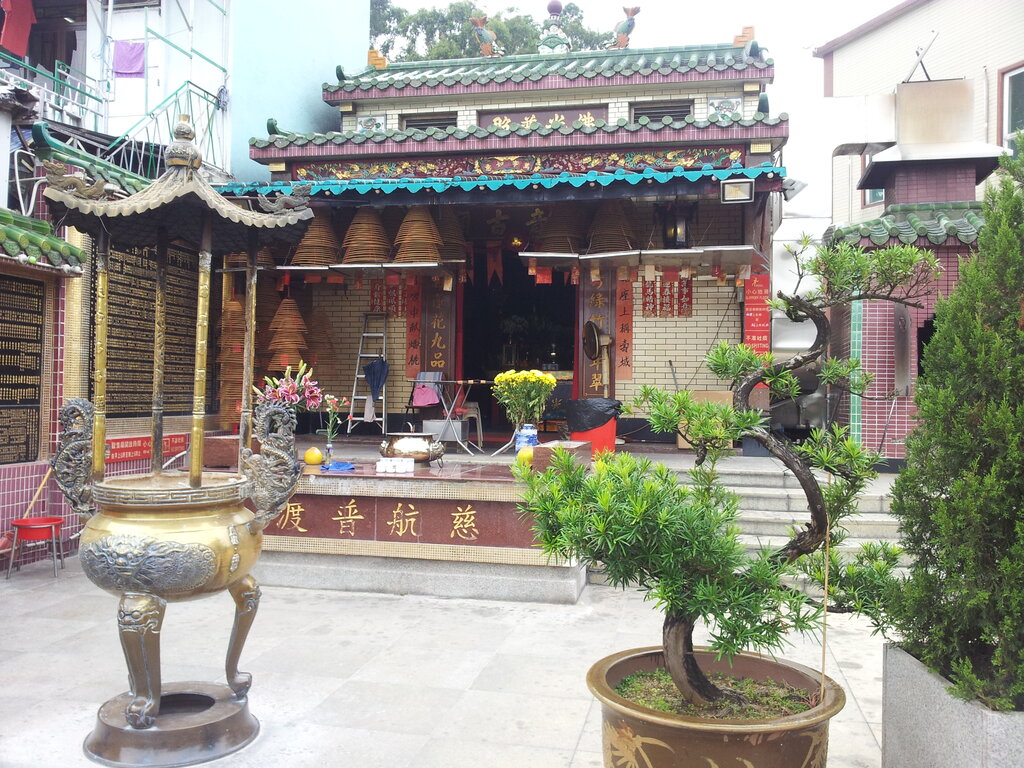 Pagoda Pak Sha Wan Kwun Yum Temple, Hong Kong, photo