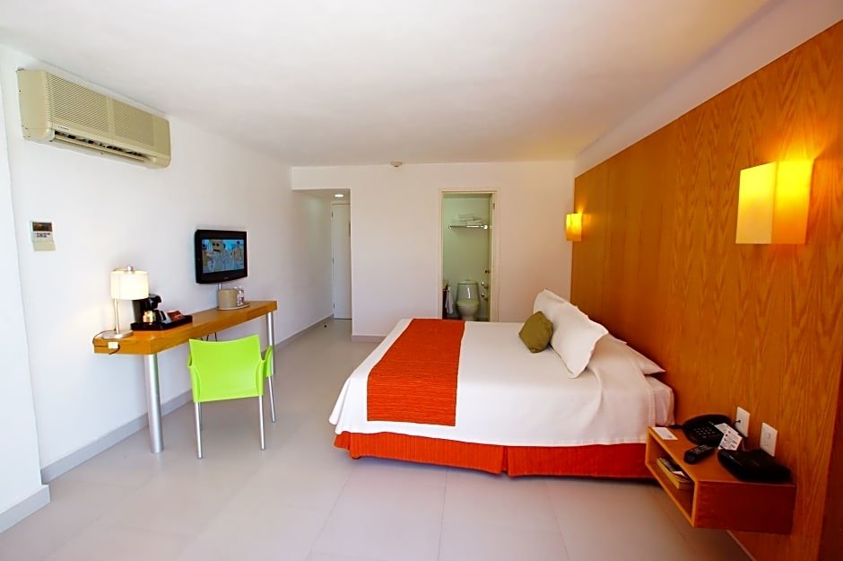 Фото Отель Adhara Express