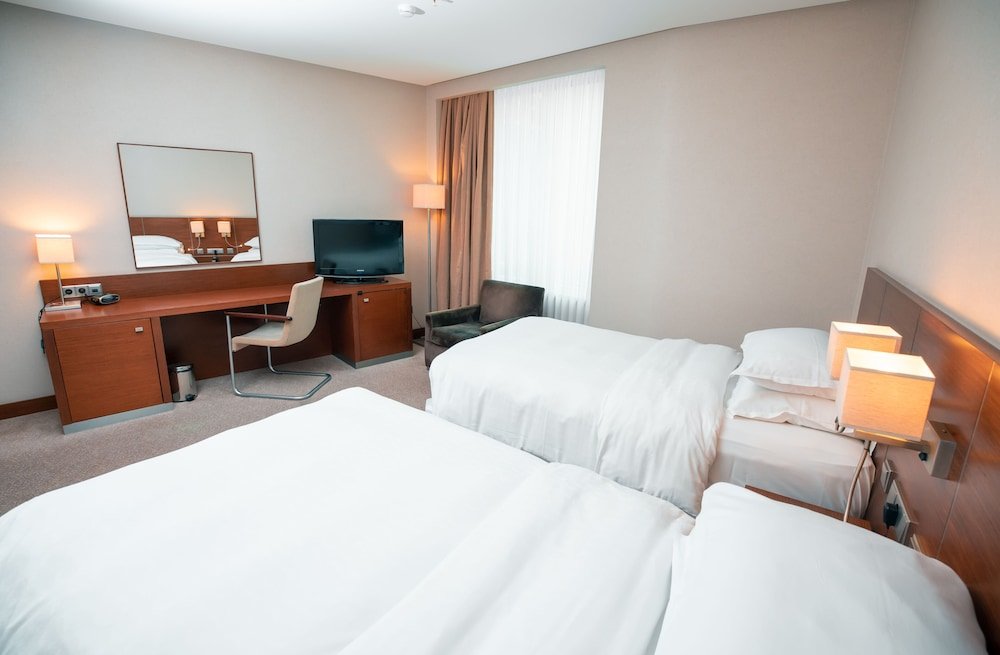 Фото Fly Inn Baku