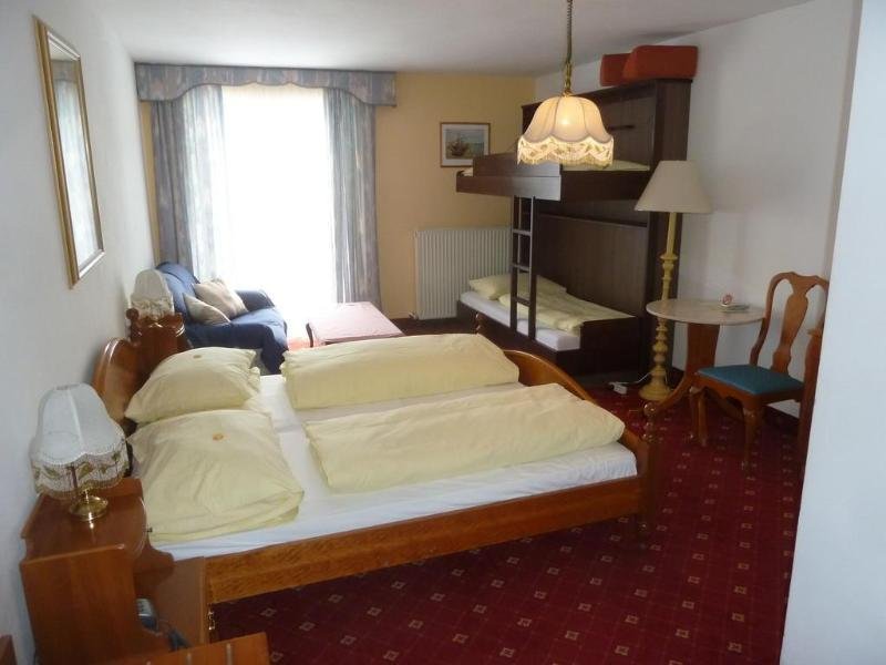 Фото Hotel Mozart Bad Gastein