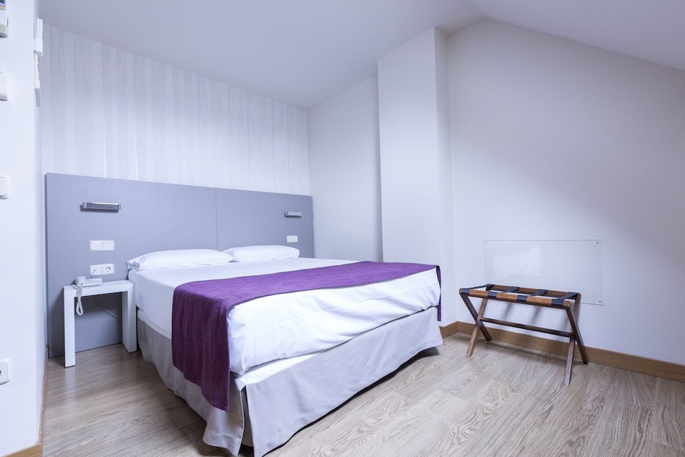 Фото Di Carlo Hotels Madrid