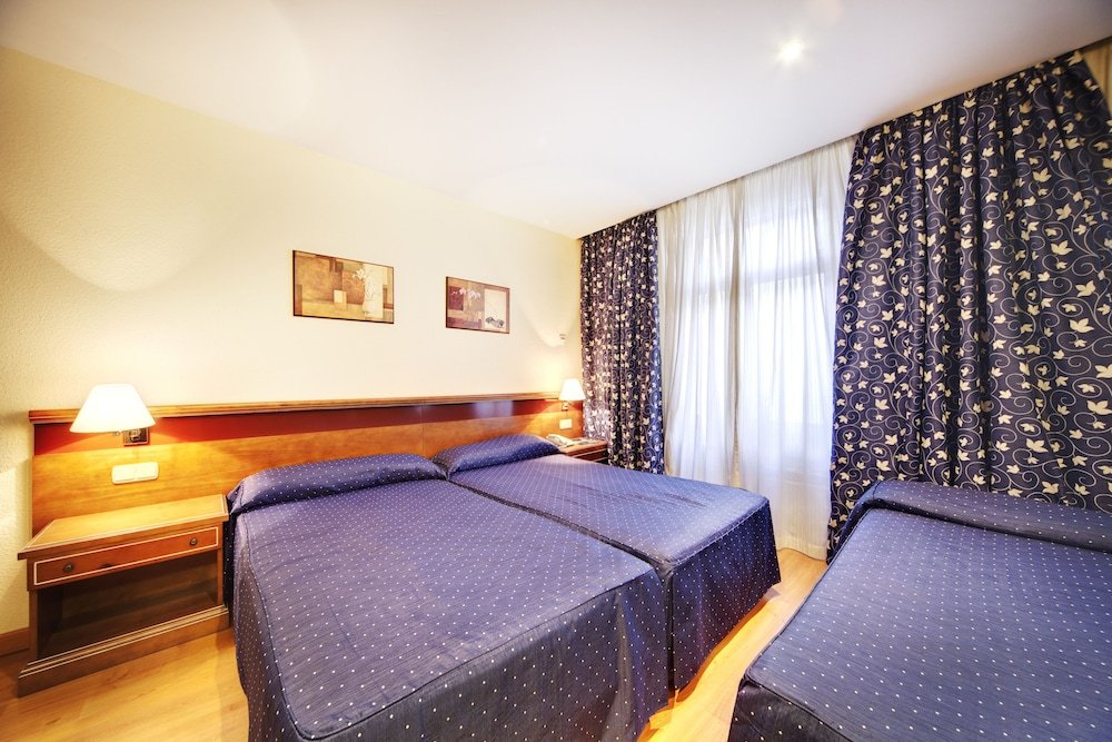 Фото Hotel San Cristobal