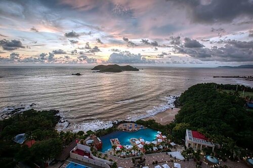 Гостиница Azul Ixtapa Grand All Inclusive Suites & SPA