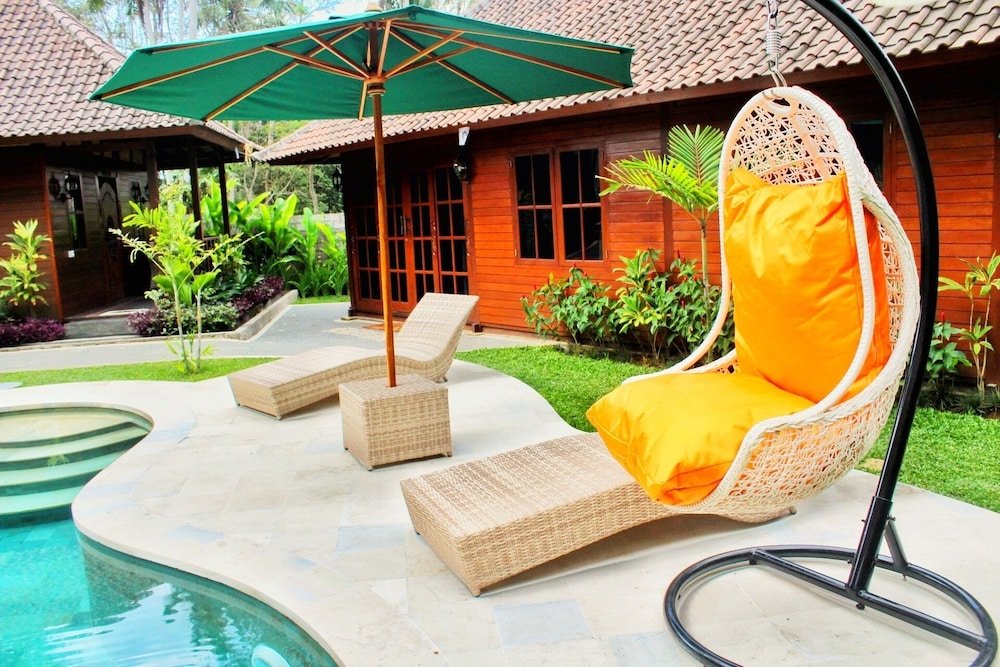 Фото Villa Waturenggong Ubud