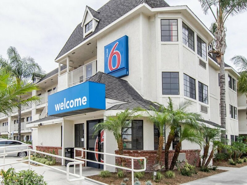 Гостиница Motel 6 Buena Park, Ca - Knotts Berry Farm - Disneyland в Буэна-Парк