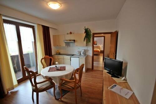 Гостиница Residence Karpoforus