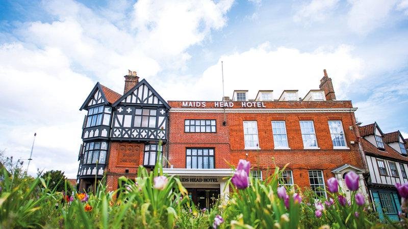 Фото The Maids Head Hotel