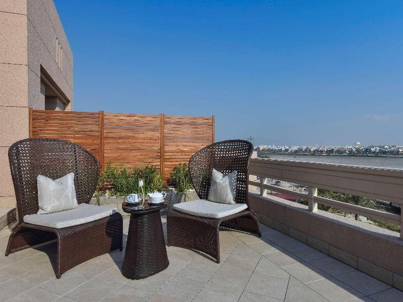 Фото Mövenpick Bahrain