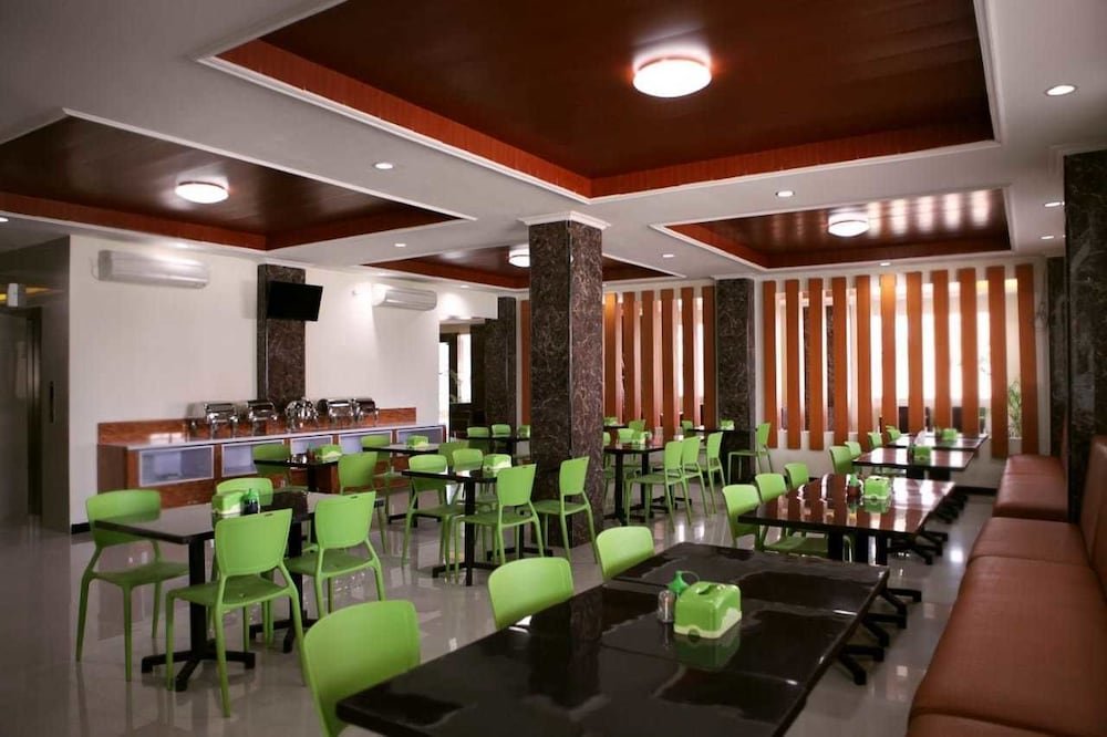 Фото Oyo 147 Hotel Winer