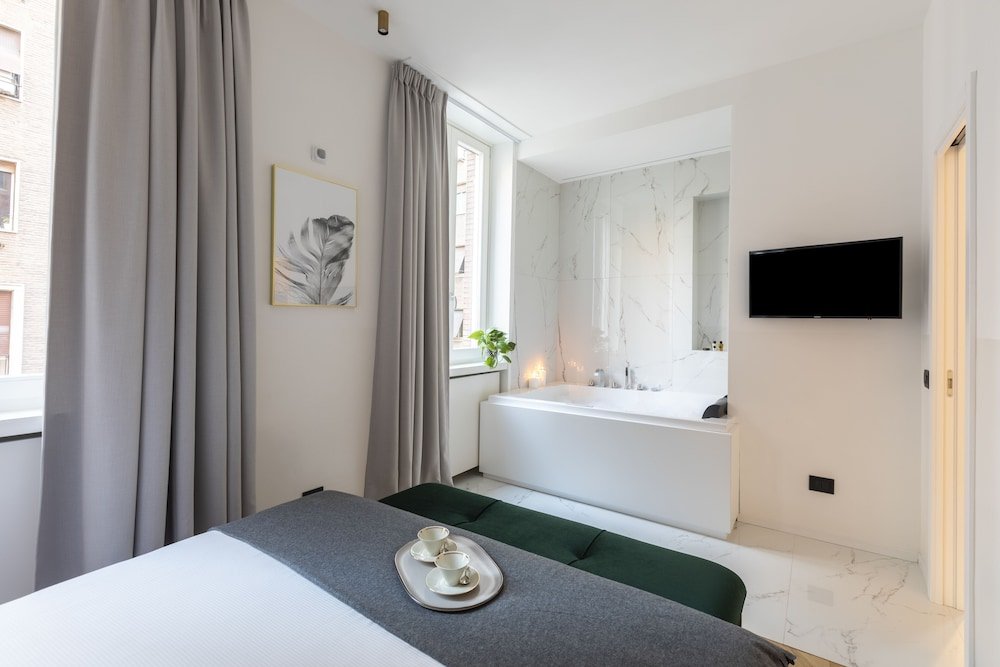 Фото Romac - Trinity