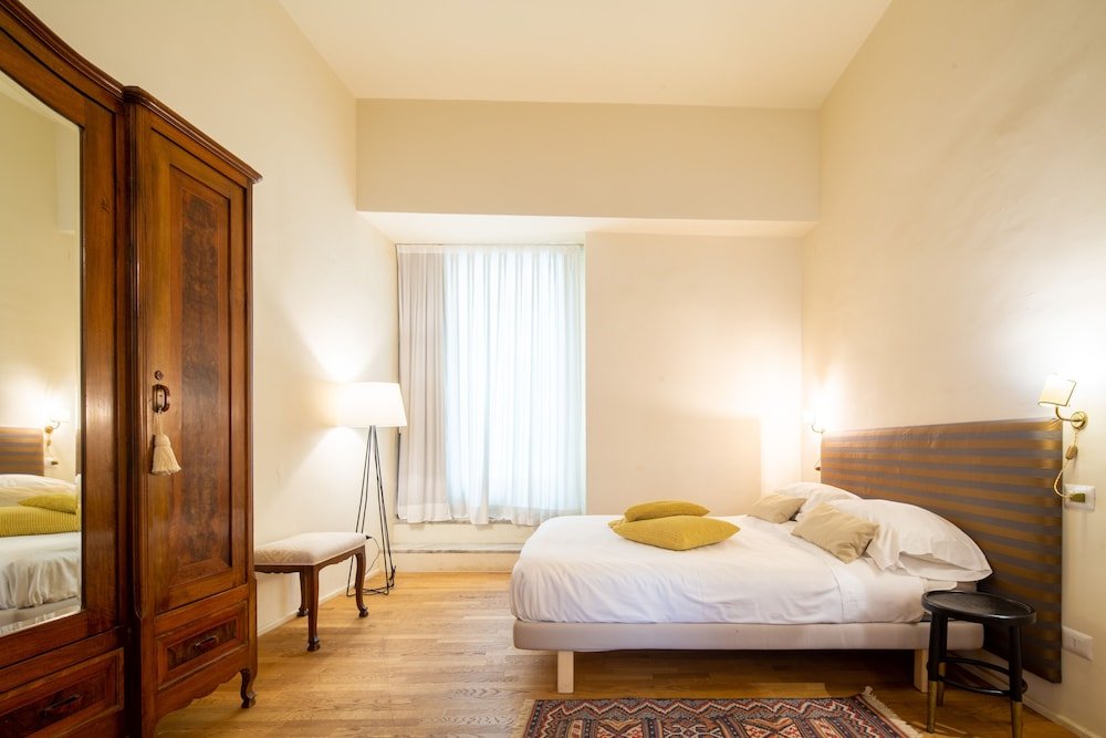 Фото Uffizi Romantic Flat by Mmega