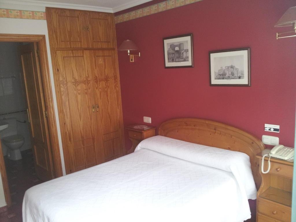 Фото Hostal Don Diego