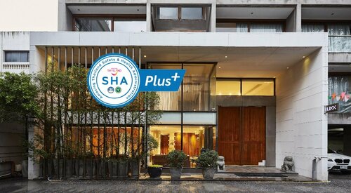Гостиница LUXX Langsuan Hotel в Бангкоке