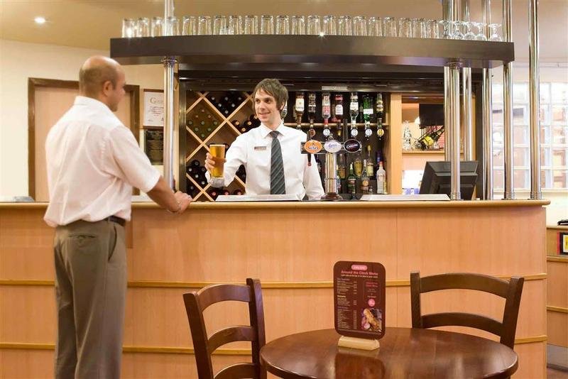 Фото Ibis Sheffield City