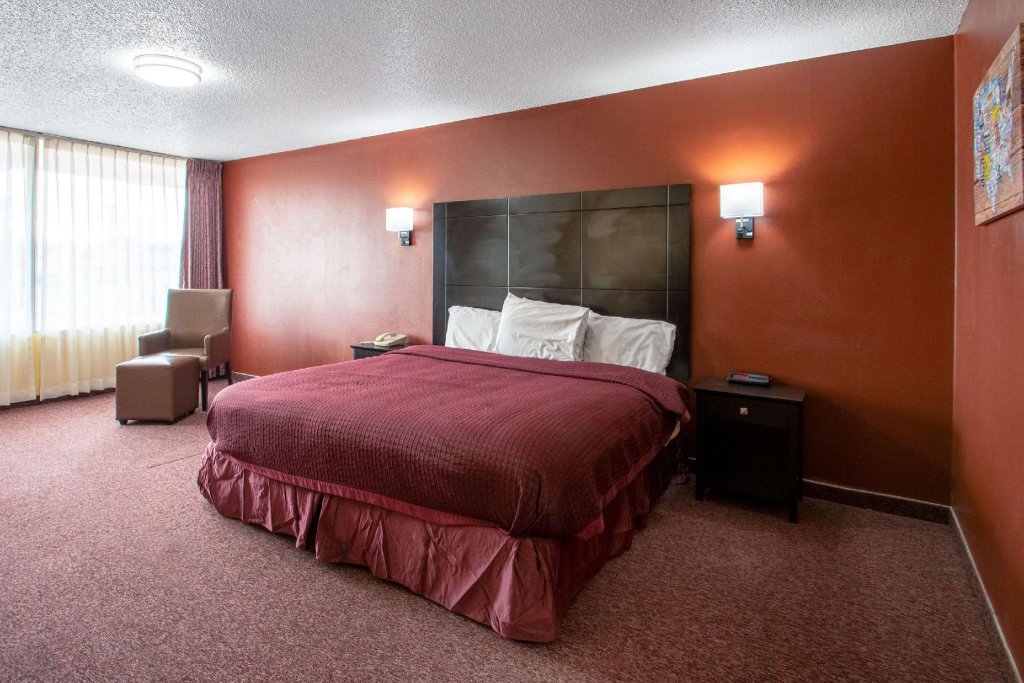 Фото Econo Lodge Elko Downtown Area