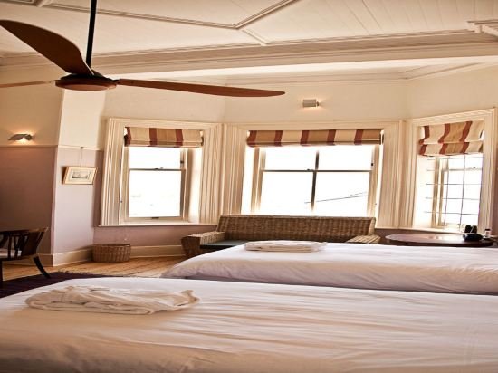 Фото Braeside House