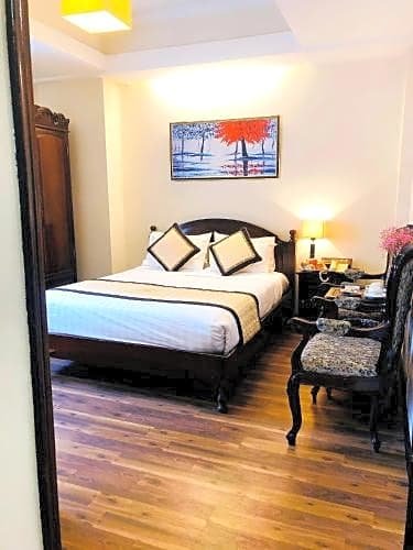 Фото Camellia Boutique Hotel