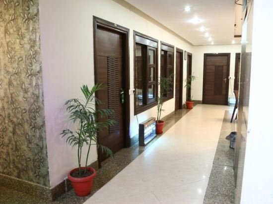 Фото Hotel Diamond inn