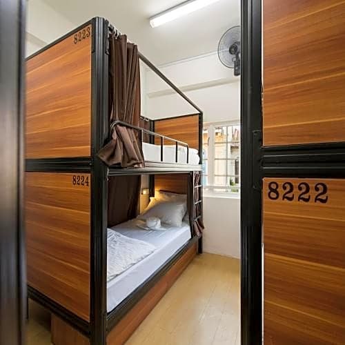 Фото 7 Wonders Hostel @ Upper Dicskon