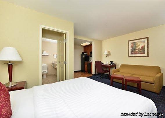 Фото MainStay Suites Dover