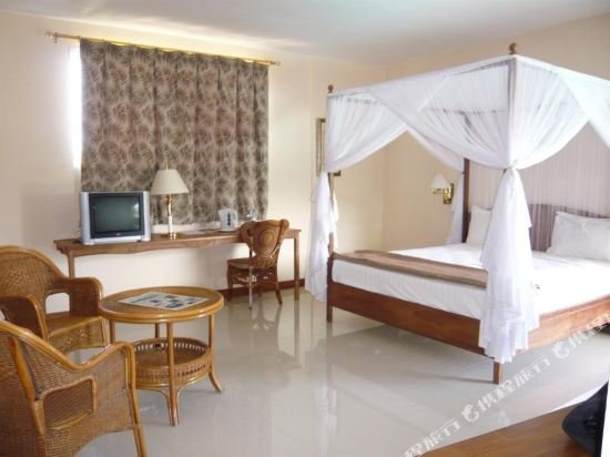 Фото Sunny Hotel Majunga