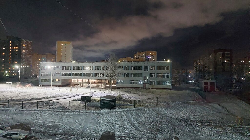 مدرسة Srednyaya obshcheobrazovatelnaya shkola № 34 ، ، صورة