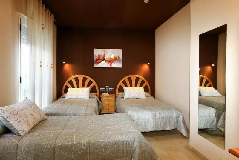 Гостиница Hotel Navarro в Сьюдад-Реаль