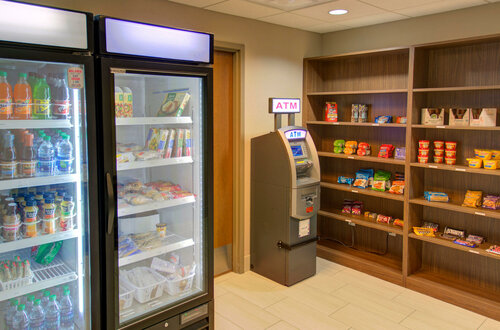 Гостиница Holiday Inn Express & Suites в Манкато