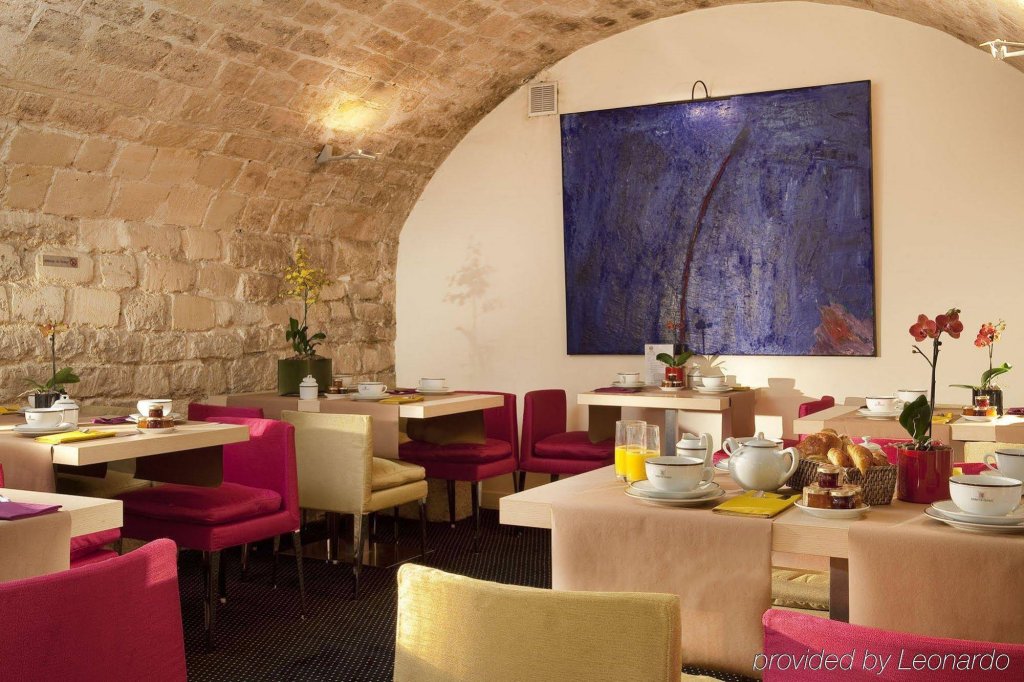 Фото Hôtel de la Place du Louvre