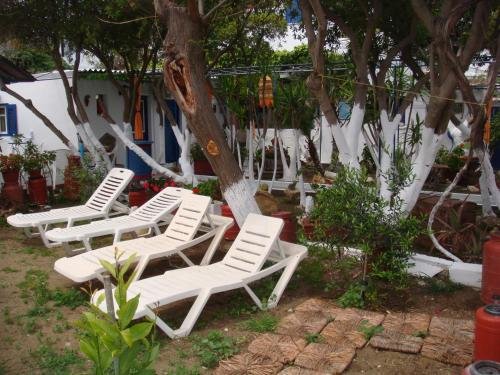 Фото Boussetil Rooms