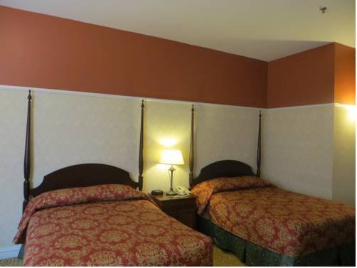 Фото Carleton of Oak Park