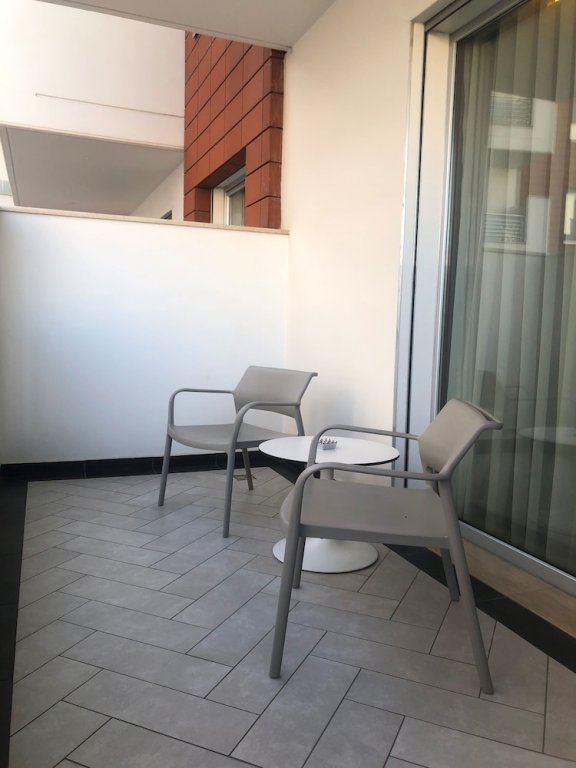 Фото Hilton Garden Inn Tirana