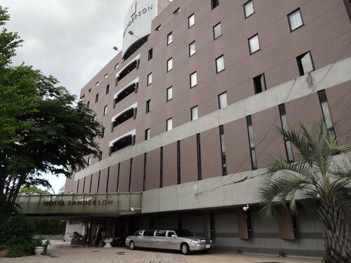 Гостиница Hotel Sanderson в Такасаки