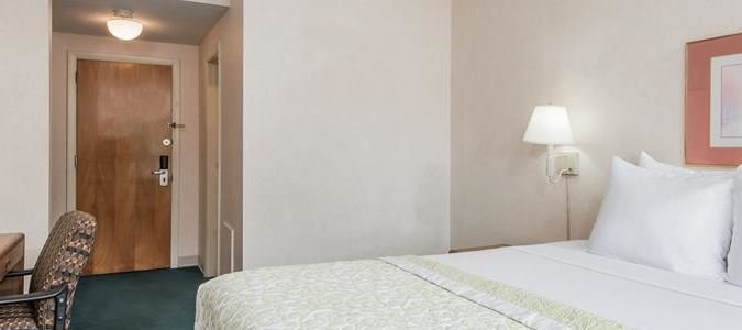 Фото Tru by Hilton Chicopee Springfield