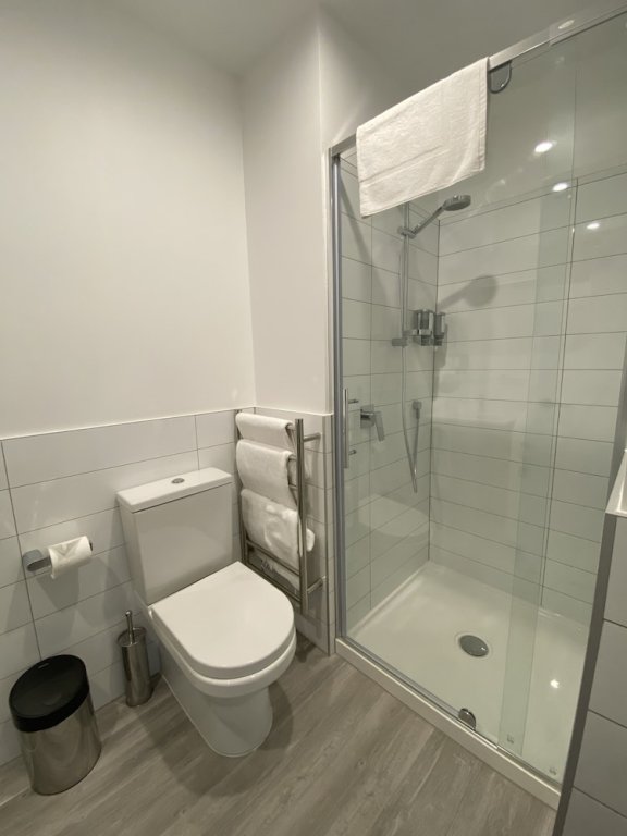 Фото Ramada Suites by Wyndham Victoria Street West