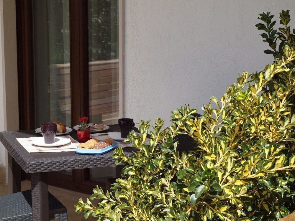 Фото L'incontro Suite B&b