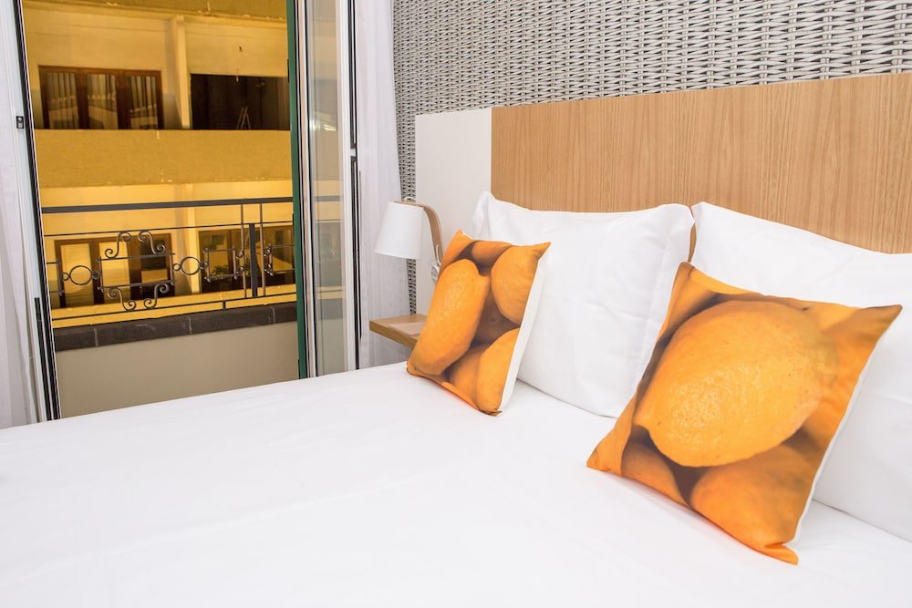 Фото The Marketplace Apartments