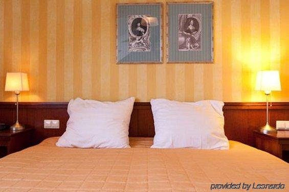 Фото Hotel Johannes Vermeer Delft