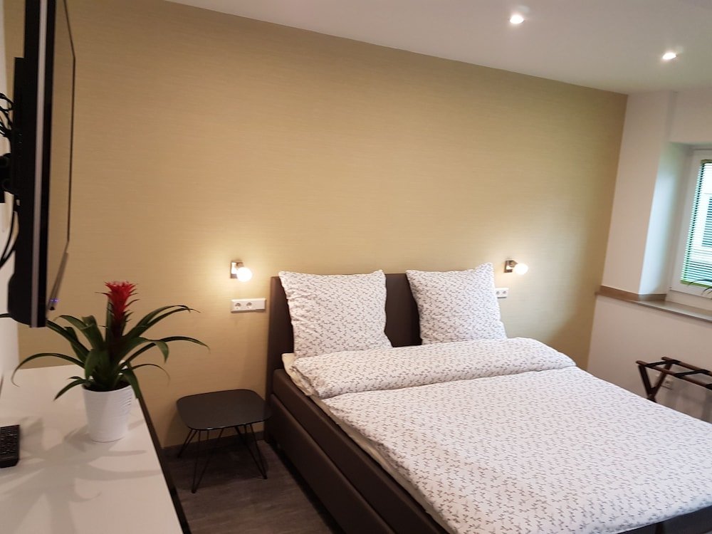 Фото Tondose Apartments