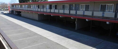 Гостиница Capri Motel в Редвуд Сити