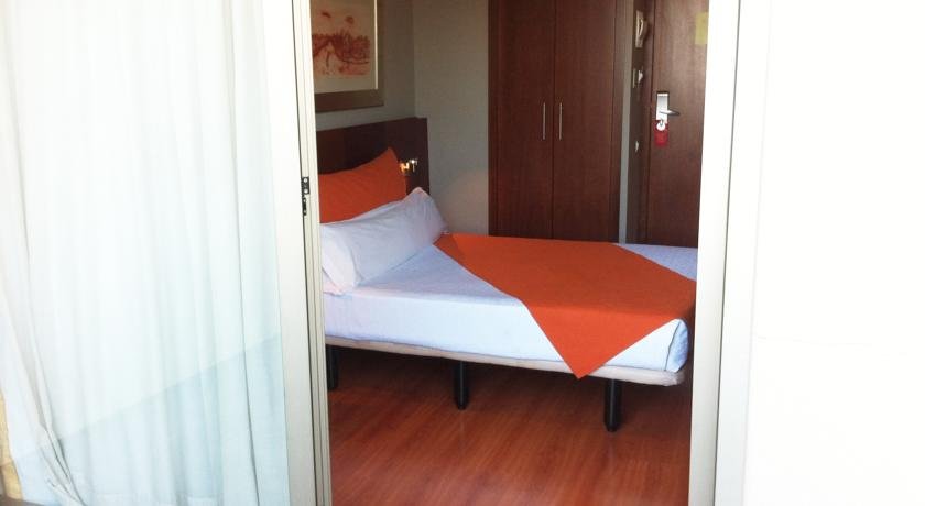 Фото Eurohotel Barcelona Gran VIA Fira