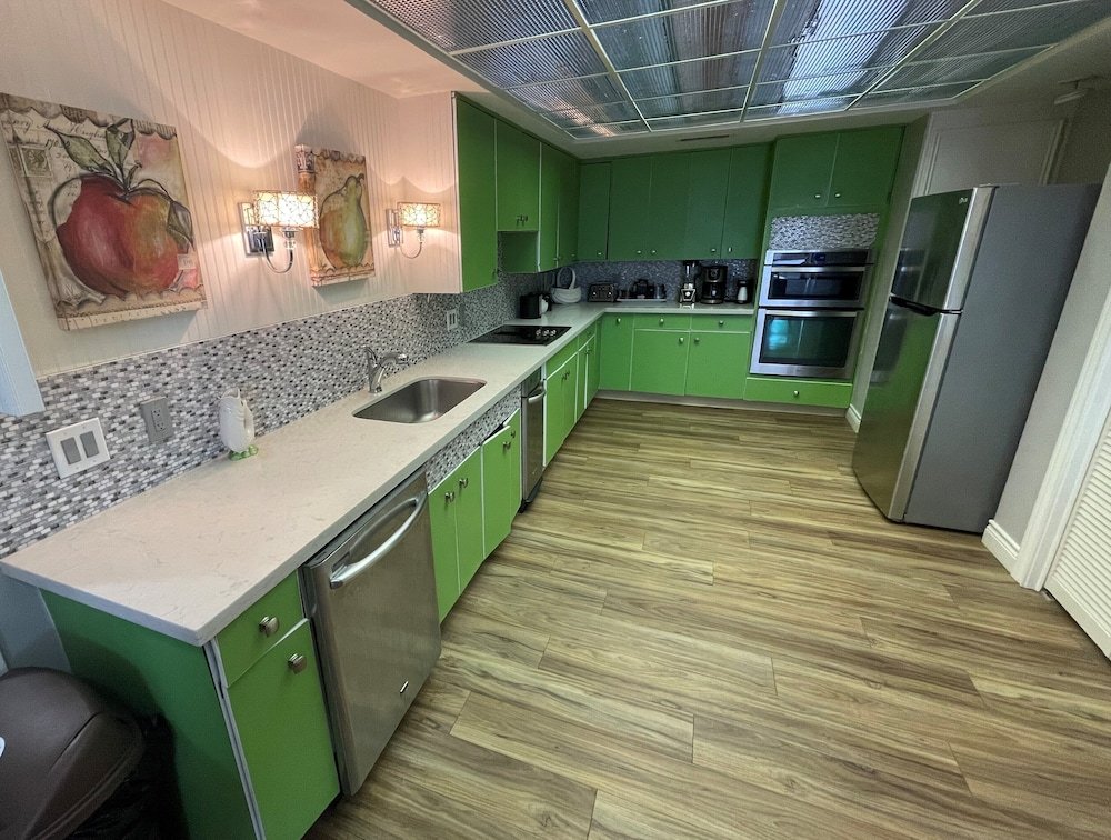 Фото Gaido's Seaside Inn