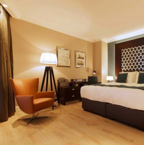 Гостиница Hotel Dux в Рурмонде