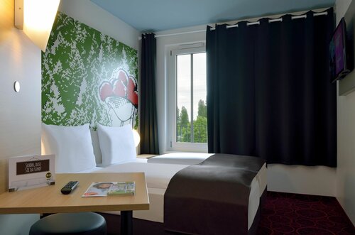 Гостиница B&b Hotel Offenburg-City в Оффенбурге