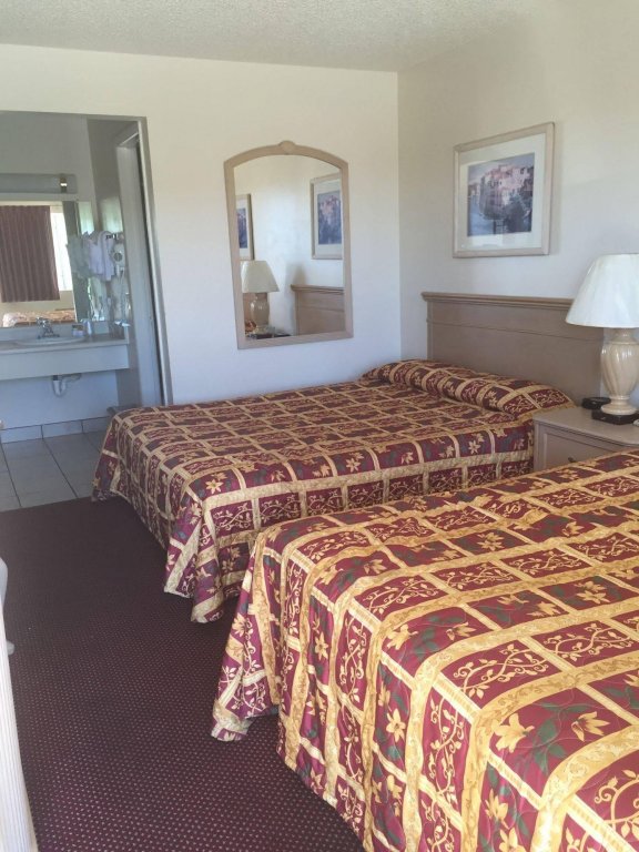 Фото Bridgewater Motel