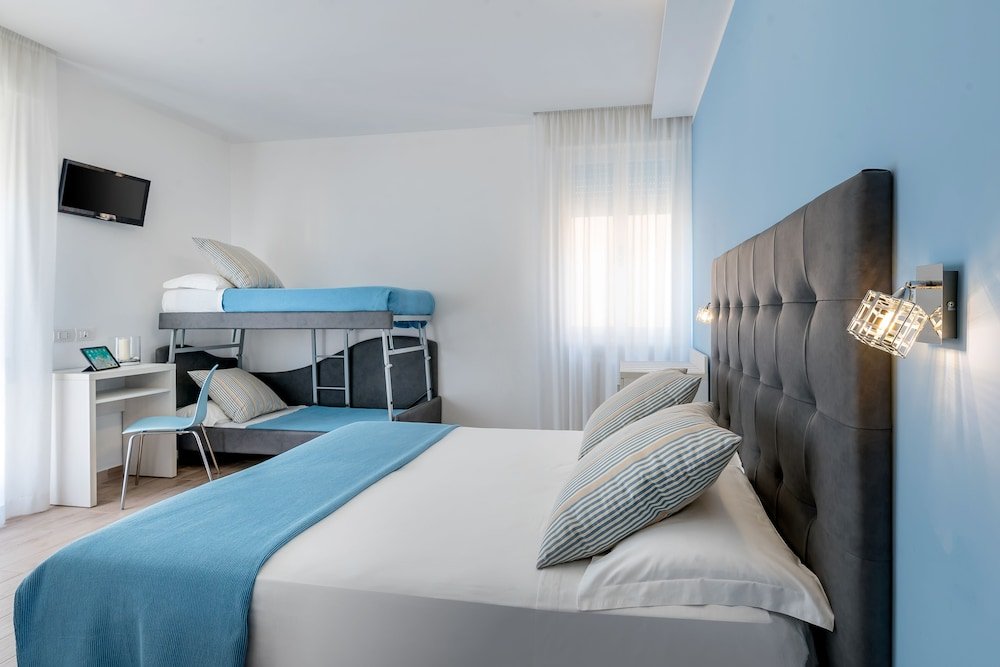 Фото Hotel Maria Serena