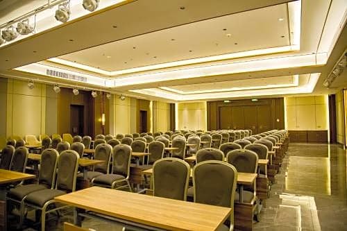 Фото Holiday Inn Express Harbin Exhibition Center